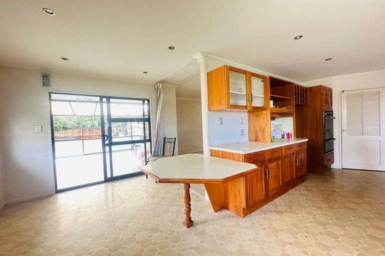 Photo of property in 3 Paulownia Place, Totara Heights, Auckland, 2105