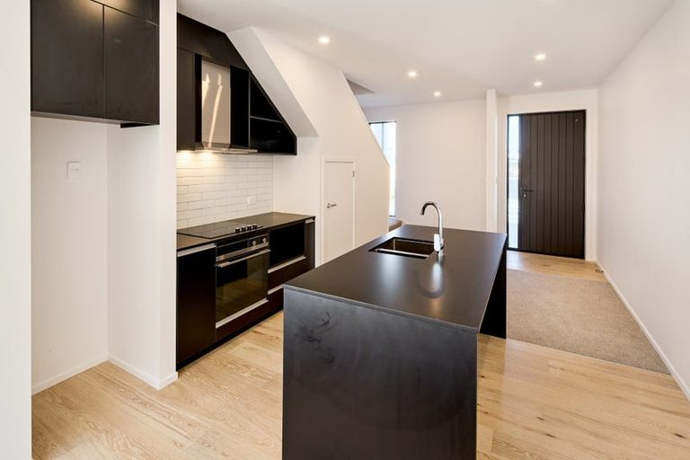 Photo of property in 33 Houhere Street, Paraparaumu, 5032