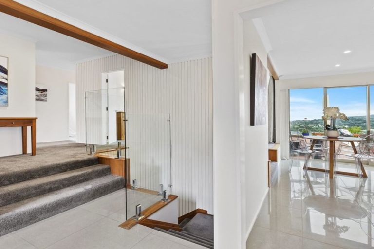 Photo of property in 5 Compass Way, Whitby, Porirua, 5024