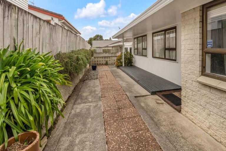 Photo of property in 24 Waterloo Street, Dannevirke, 4930
