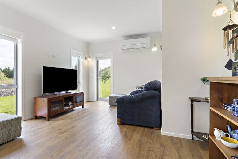 Photo of property in 672e Te Whiti Road, Te Whiti, Masterton, 5884