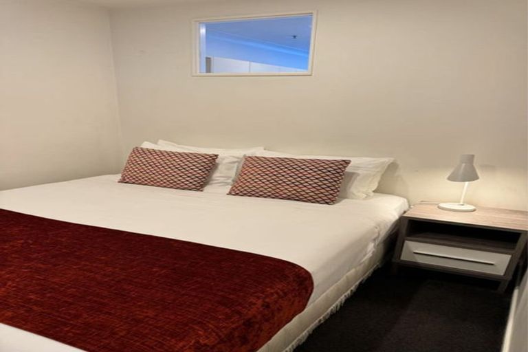 Photo of property in Terrace Garden Apartments, 120 The Terrace, Wellington Central, Wellington, 6011