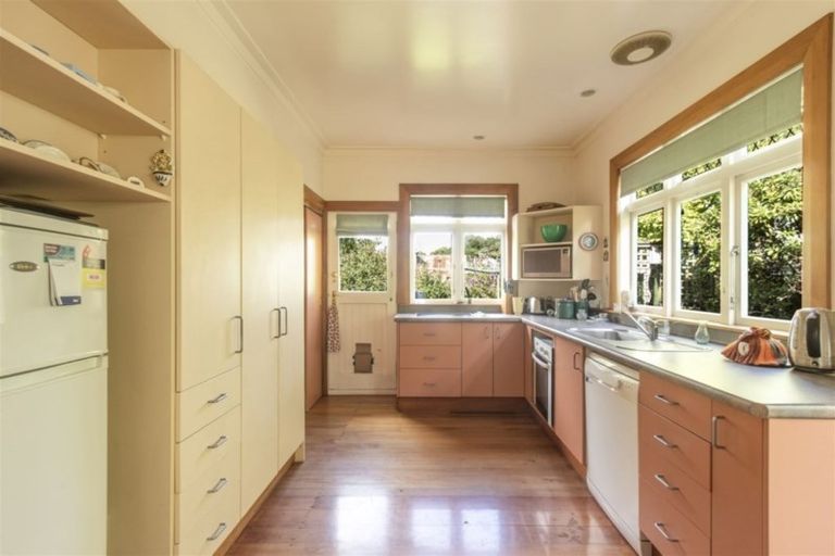 Photo of property in 31 Woodland Road, Johnsonville, Wellington, 6037