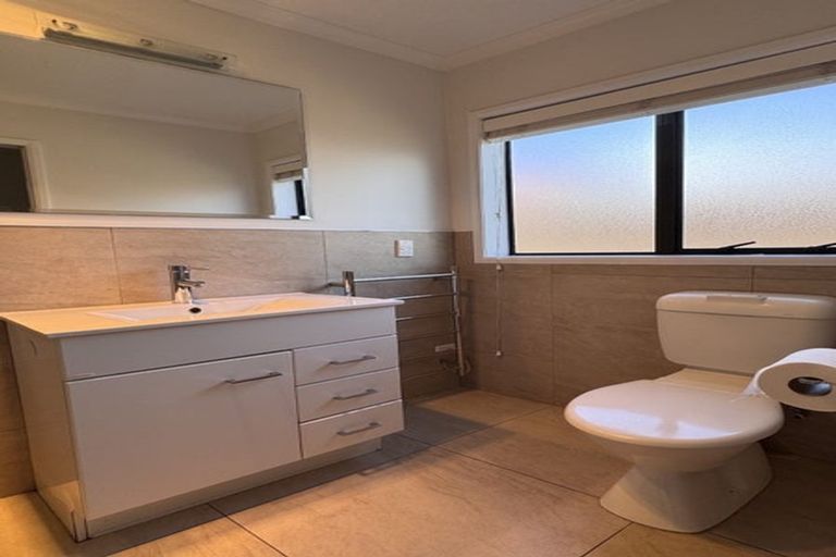 Photo of property in 12 Aclare Place, East Tamaki, Auckland, 2016