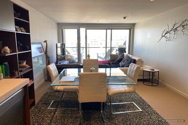 Photo of property in Monument Apartments, 9d/245 Wakefield Street, Te Aro, Wellington, 6011