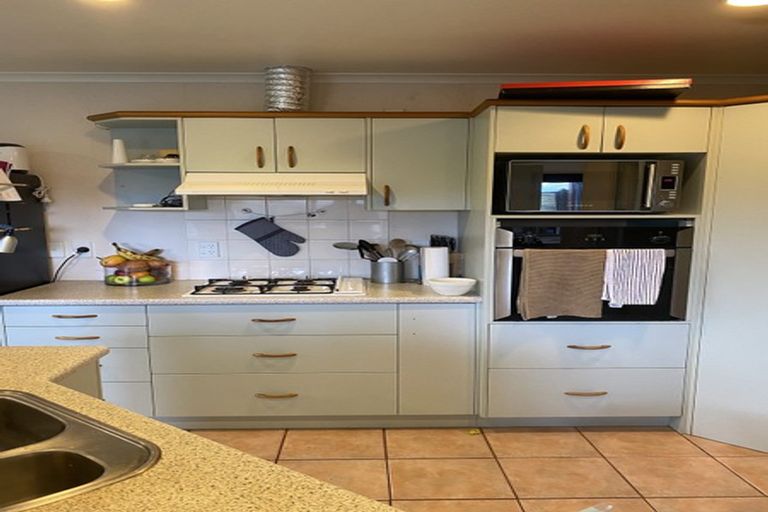 Photo of property in 41 Warwick Drive, Owhata, Rotorua, 3010