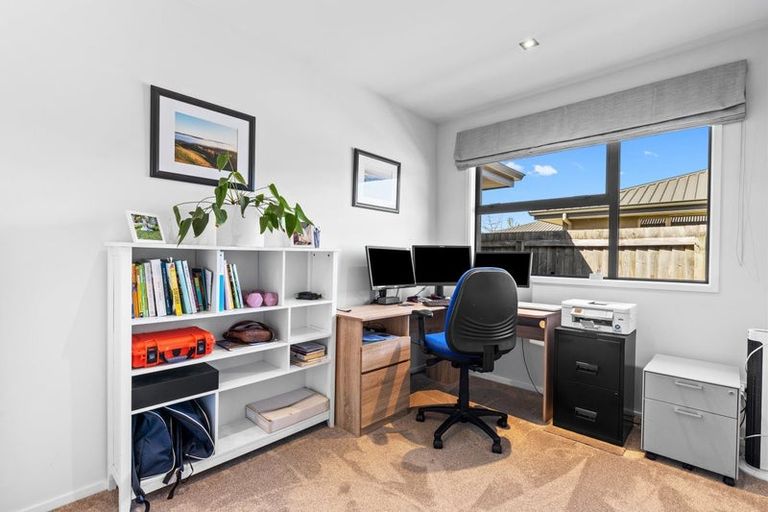 Photo of property in 30 De Castro Drive, Blenheim, 7201