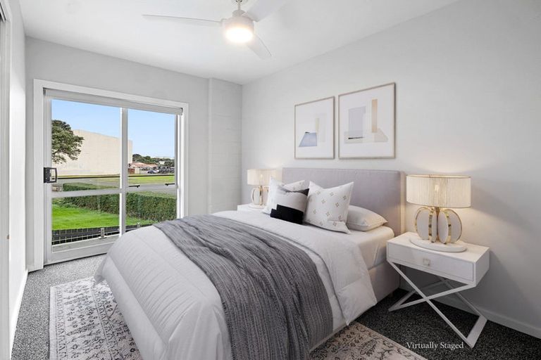 Photo of property in 38c Breakwater Road, Moturoa, New Plymouth, 4310