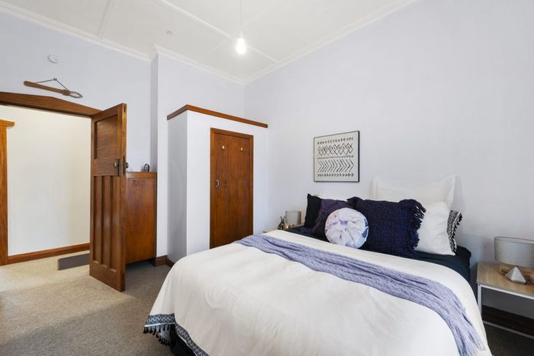 Photo of property in 1 Dover Street, Island Bay, Wellington, 6023