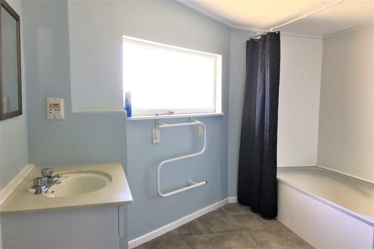 Photo of property in 7 Ruanui Street, Himatangi Beach, Foxton, 4891