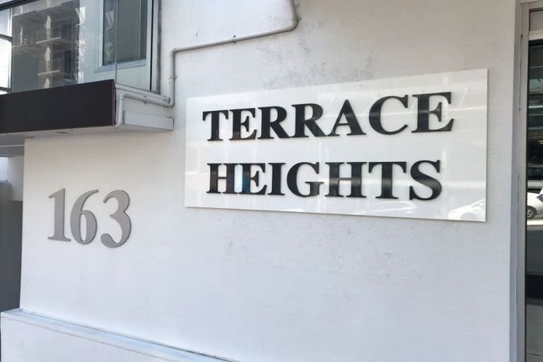 Photo of property in Terrace Heights Apartments, 10e/163 The Terrace, Wellington Central, Wellington, 6011