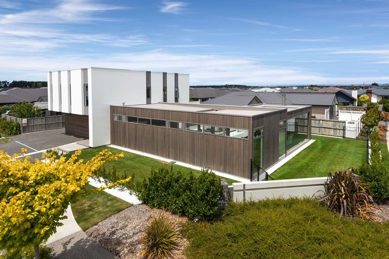 Photo of property in 17 Lilian Street, Kaiapoi, 7630