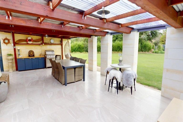 Photo of property in 387 Mceneany Road, Pukeuri, Oamaru, 9493