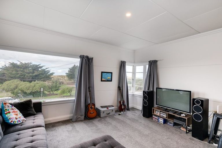 Photo of property in 376 Marine Parade, South New Brighton, Christchurch, 8062