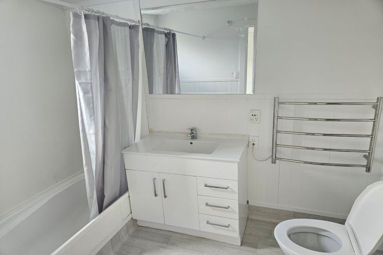 Photo of property in 13 Vallance Street, Kilbirnie, Wellington, 6022