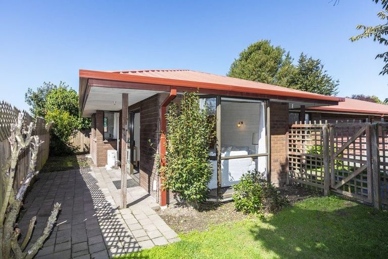 Photo of property in 2/84a Withells Road, Avonhead, Christchurch, 8042