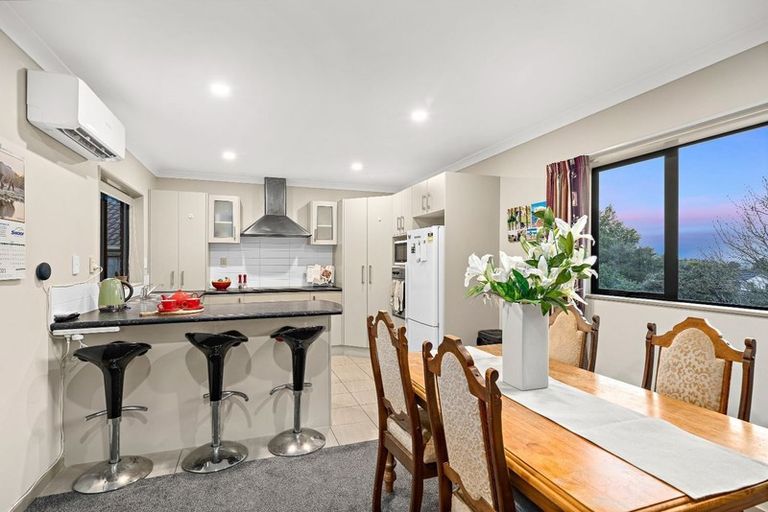 Photo of property in 45 Helleur Road, Massey, Auckland, 0614