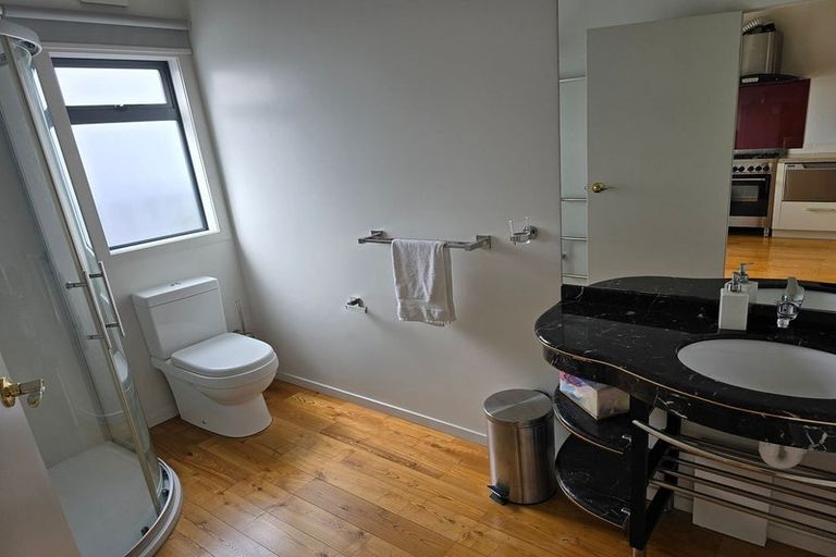 Photo of property in 84 Alpha Street, Cambridge, 3434