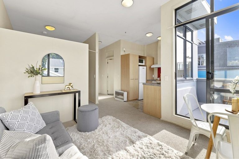 Photo of property in 10/7 Hanson Street, Mount Cook, Wellington, 6021