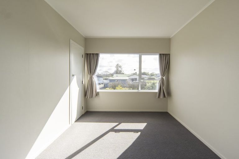 Photo of property in 45 Cecil Street, St Andrews, Hamilton, 3200