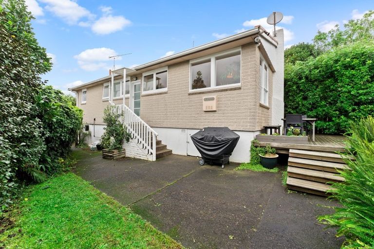 Photo of property in 1/48 Woodside Avenue, Northcote, Auckland, 0627