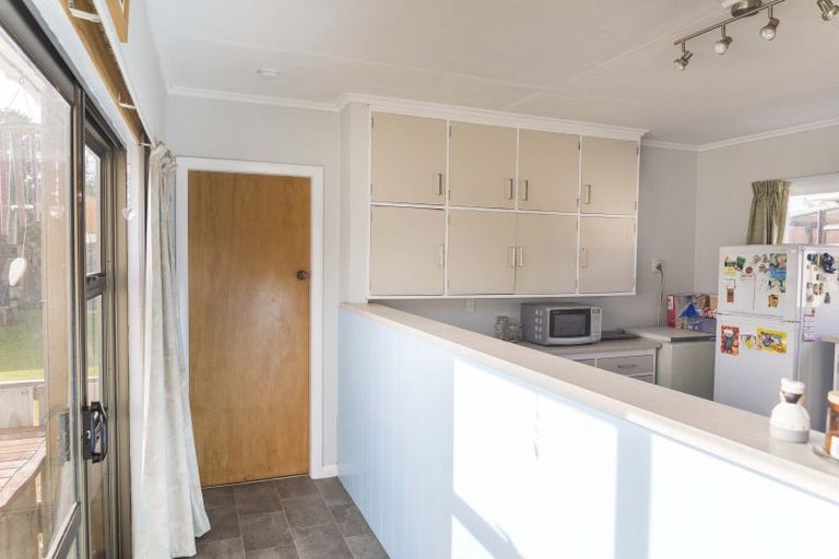 Photo of property in 73 Barraud Street, Dannevirke, 4930