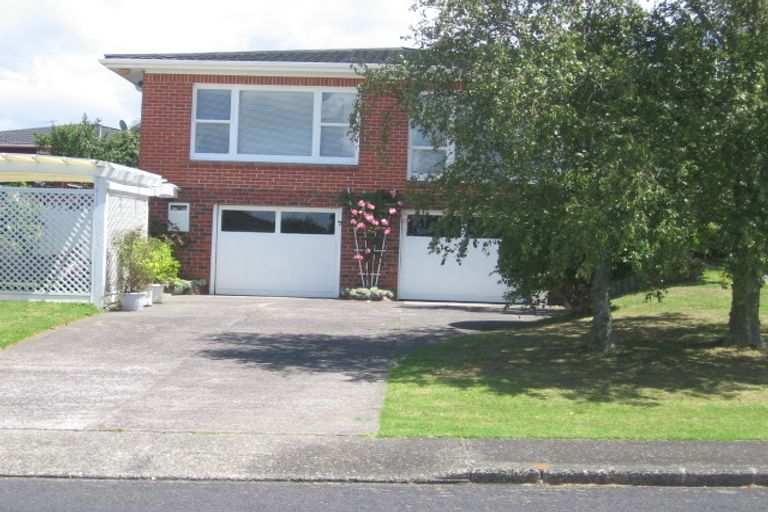 Photo of property in 3 Fowler Street, Northcote, Auckland, 0627