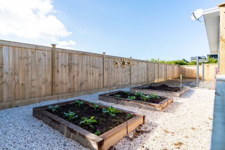 Photo of property in 13a Dune View Drive, Mangawhai, 0505