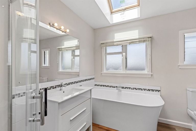 Photo of property in 52 Vivian Street, Burwood, Christchurch, 8083