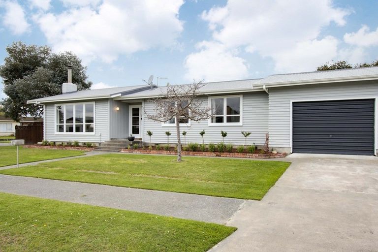 Photo of property in 1 Jellicoe Place, Tamatea, Napier, 4112