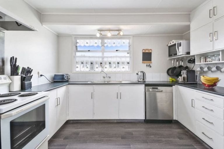 Photo of property in 47 Marshall Avenue, Richmond Heights, Taupo, 3330