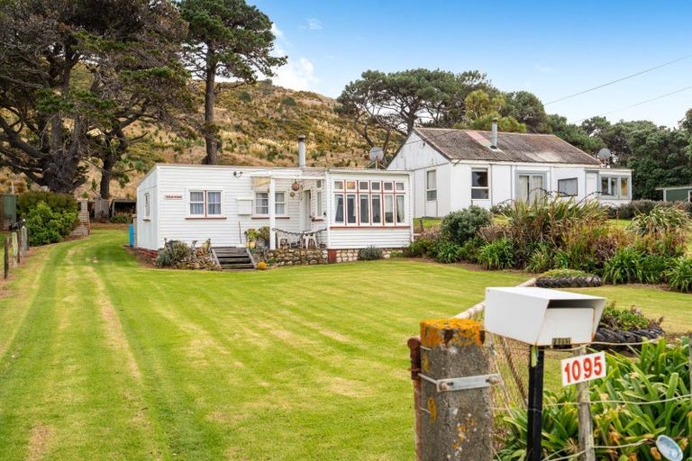 Photo of property in 1095 Mataikona Road, Mataikona, Tinui, 5889