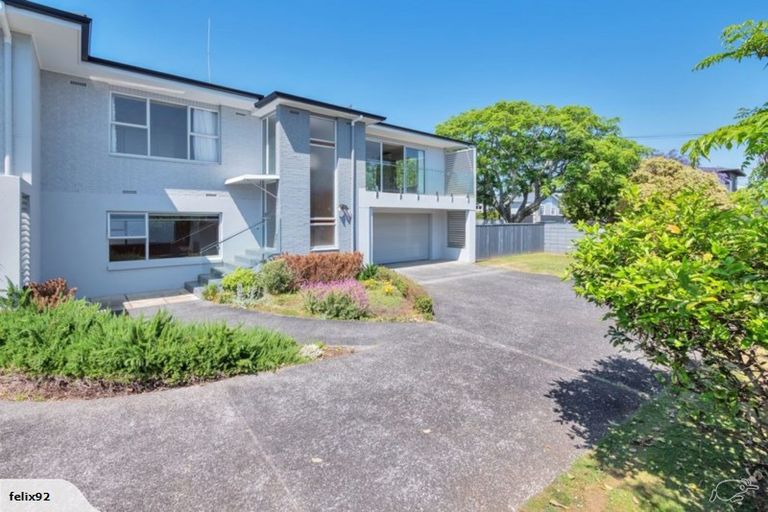 Photo of property in 3/6 Pierce Road, Milford, Auckland, 0620