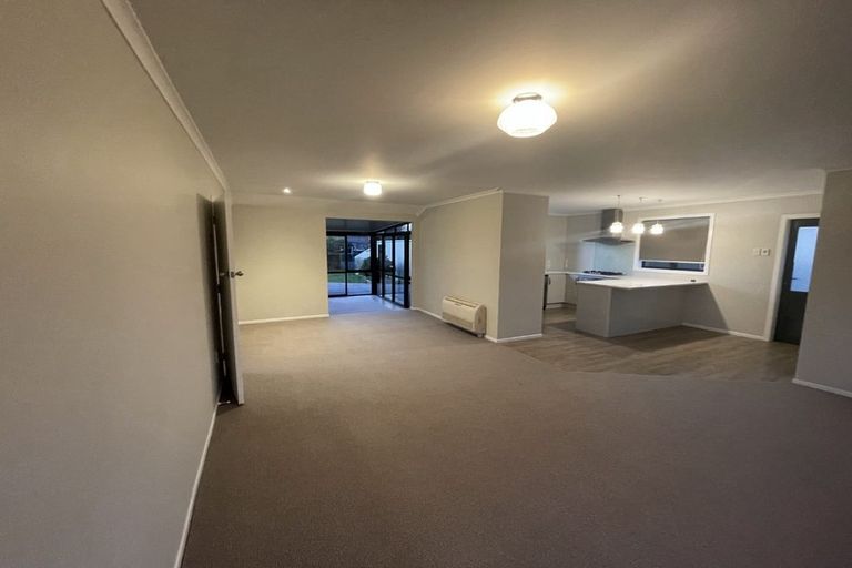 Photo of property in 38 Holloway Street, Waikiwi, Invercargill, 9810