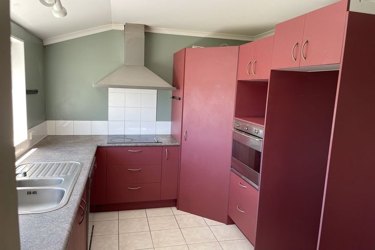 Photo of property in 15a Rishworth Avenue, Stanmore Bay, Whangaparaoa, 0932