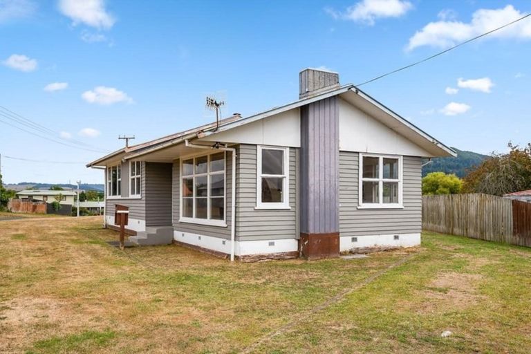 Photo of property in 3 Frank Street, Koutu, Rotorua, 3010