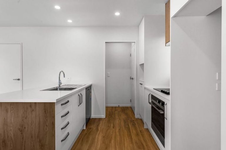 Photo of property in 2/116b Cranford Street, St Albans, Christchurch, 8014