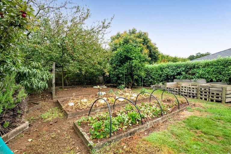 Photo of property in 9 Adam Lile Drive, Highlands Park, New Plymouth, 4312