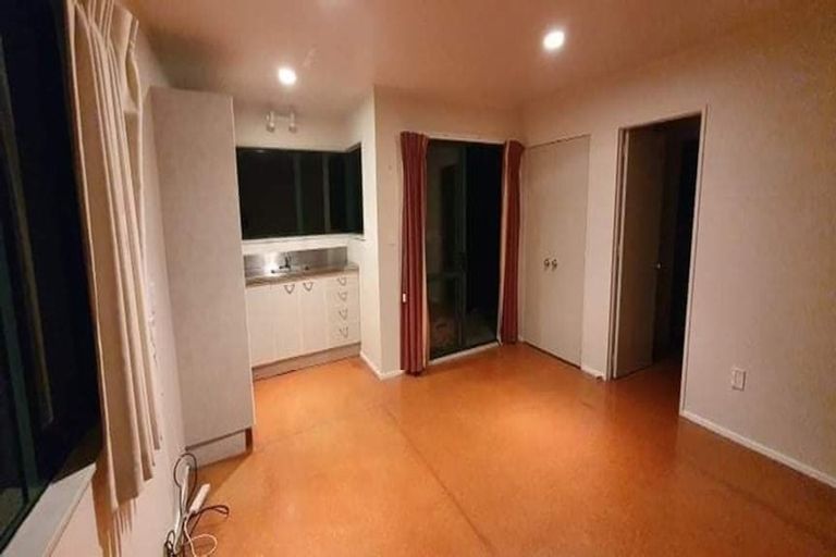 Photo of property in 74 Tarrant Road, Helensville, 0875