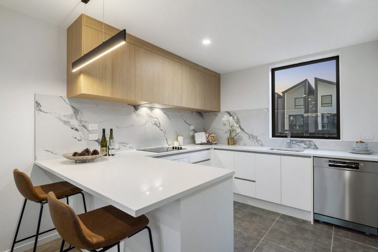 Photo of property in 4/32a Westgate Drive, Massey, Auckland, 0614