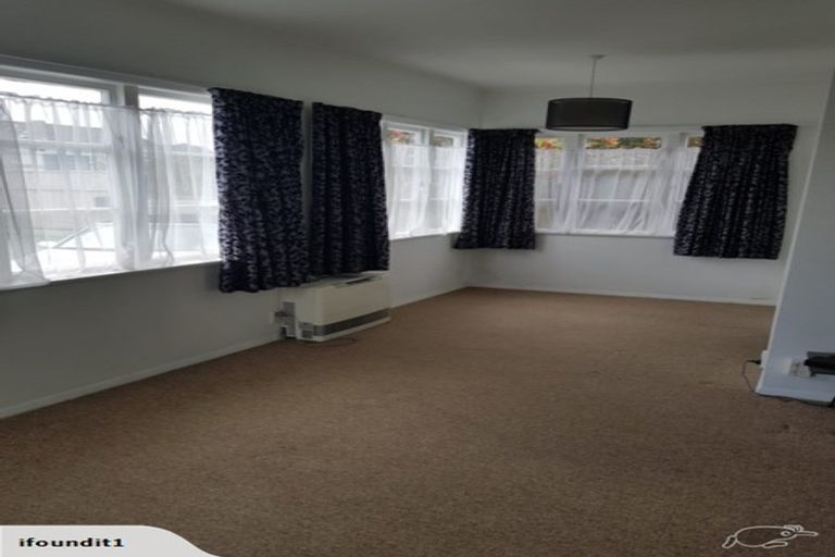 Photo of property in 871 High Street, Boulcott, Lower Hutt, 5011