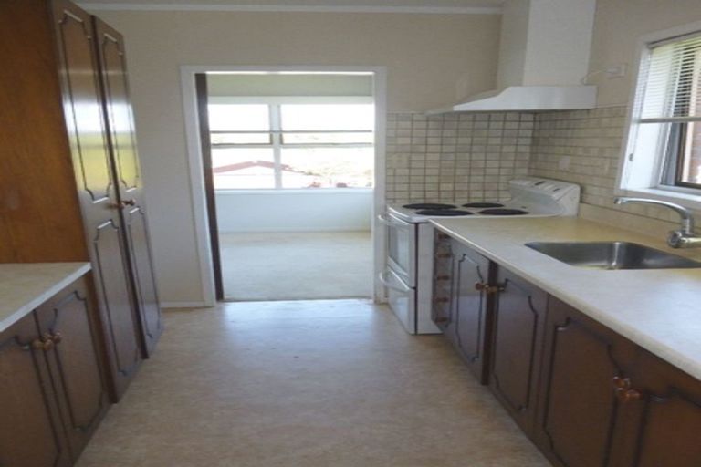 Photo of property in 1/11 Manuka Road, Bayview, Auckland, 0629