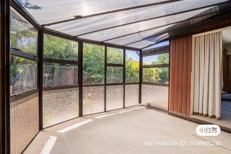 Photo of property in 4 Oakfield Street, Burnside, Christchurch, 8053