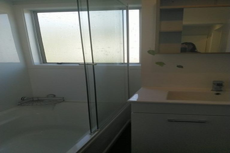 Photo of property in 4/1106 High Street, Taita, Lower Hutt, 5011