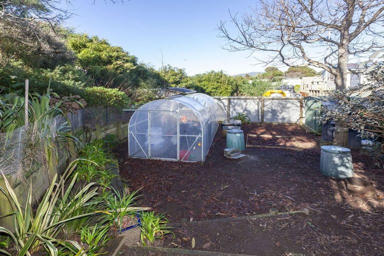 Photo of property in 56 Poplar Avenue, Raumati South, Paraparaumu, 5032
