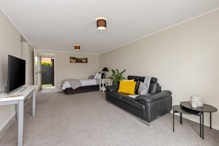 Photo of property in 1/20 Pine Road, Orewa, 0931