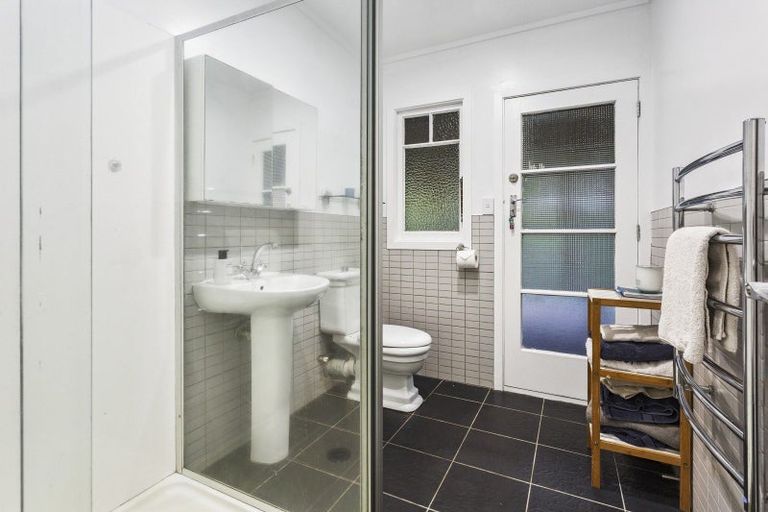 Photo of property in 181b Greenhithe Road, Greenhithe, Auckland, 0632