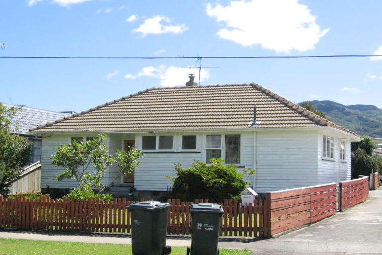 Photo of property in 18 Sheridan Crescent, Trentham, Upper Hutt, 5018