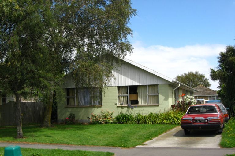 Photo of property in 37 Leicester Crescent, Hoon Hay, Christchurch, 8025