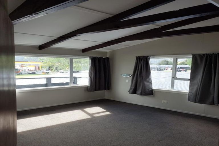 Photo of property in 1252 Fergusson Drive, Brown Owl, Upper Hutt, 5018